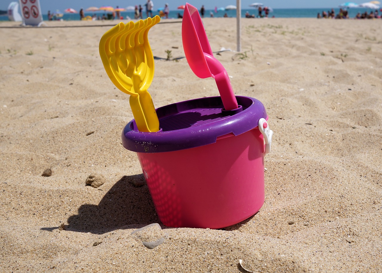 Składane wiaderko do wody i piasku – scrunch bucket
