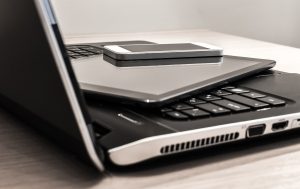 Jak wykorzystać technologię do nauki?